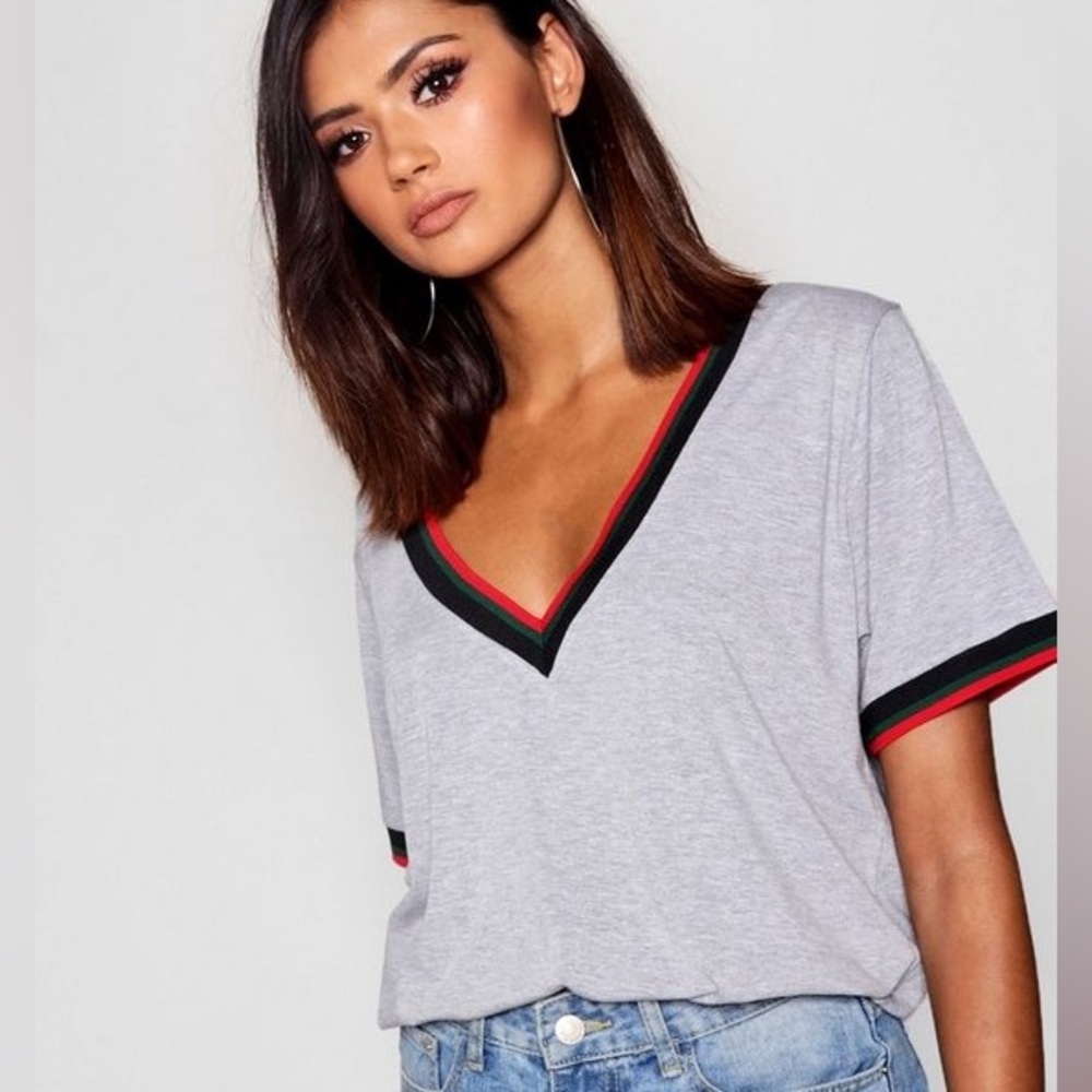 NWT Boohoo V Neck Sport Tape Tee